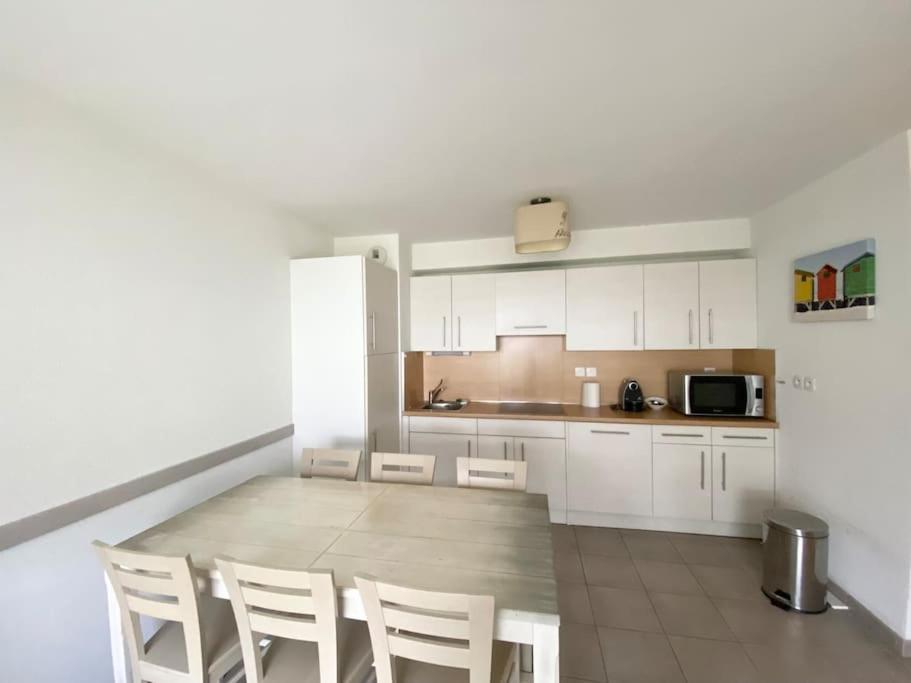Les Planches , Bel Appartement En Bord De Mer Bénodet Exterior photo